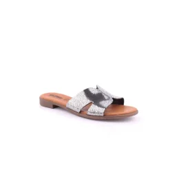 Chinelo WALKWELL