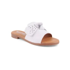 Chinelo WALKWELL