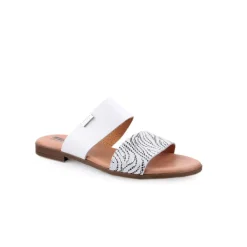Chinelo WALKWELL