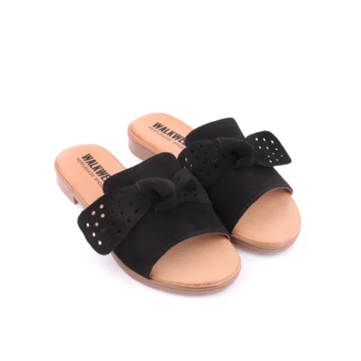 Chinelo WALKWELL