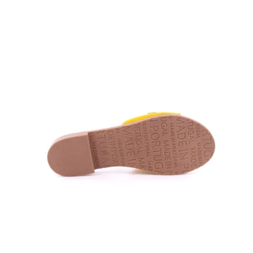 Chinelo WALKWELL