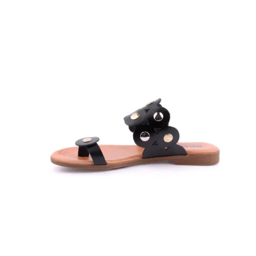 Chinelo WALKWELL