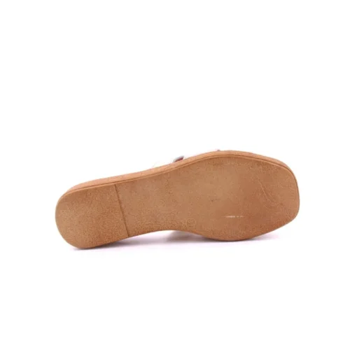 Chinelo WALKWELL