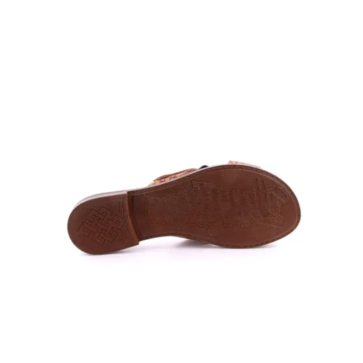 Chinelo WALKWELL