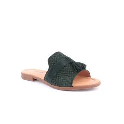 Chinelo WILANO