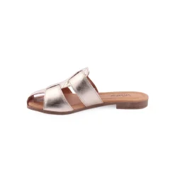Chinelo WILANO