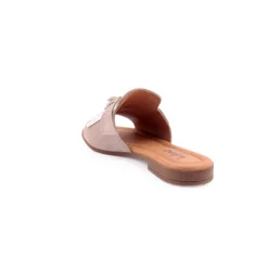 Chinelo WILANO