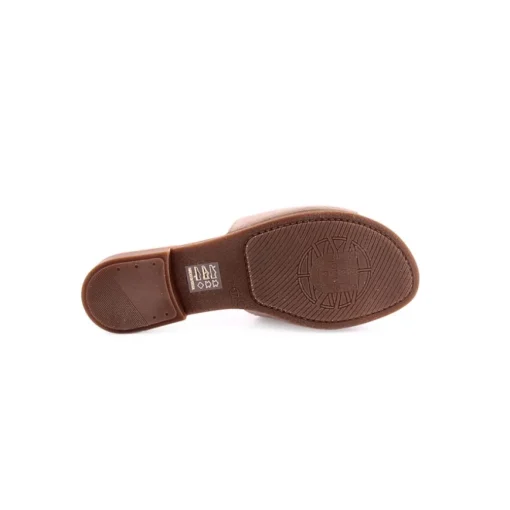 Chinelo WILANO