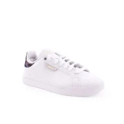Sapatilha ADIDAS Court Silk