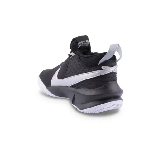 Sapatilha NIKE  Team Hustle D10